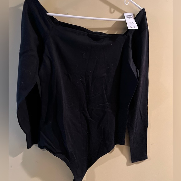 Abercrombie and Fitch, large off the shoulder black bodysuit NBW BNWTF - Picture 2 of 6